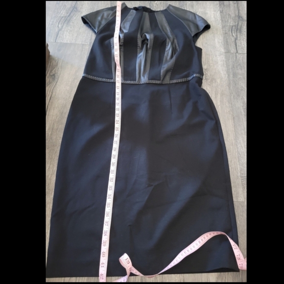 Escada dress - Picture 2 of 6